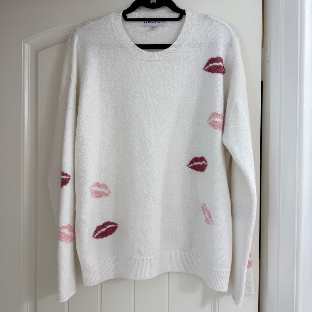 Wildfox White Sweater with Pink and Red Lip Prints